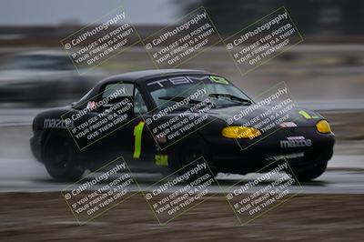 media/Nov-15-2025-CalClub SCCA (Sat) [[7bfa5a7151]]/Race/Group 4/